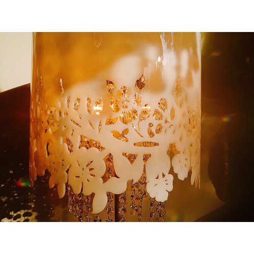 White_flower_carving_2